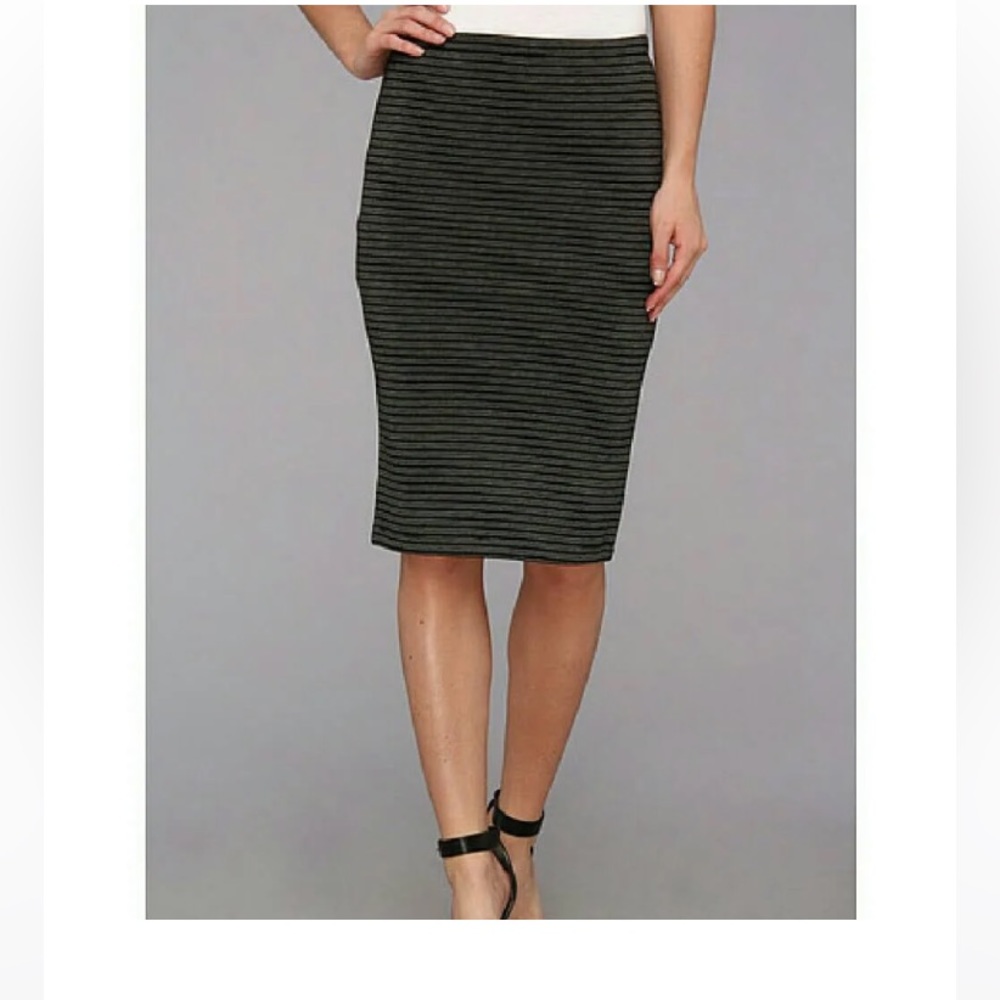 BB DAKOTA Black/White Stripe MIDI Pencil Skirt.